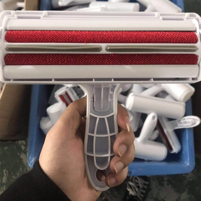 Quick Clean Pet Hair Lint Roller: Perfect for Clothes & Furniture